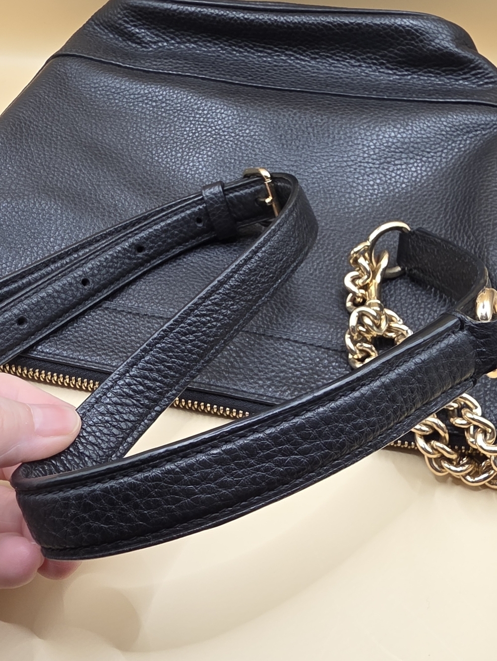 Coach F76668 Black Leather Paxton Duffle Crossbody Bag Black Gold Tone Chain - Picture 7 of 13